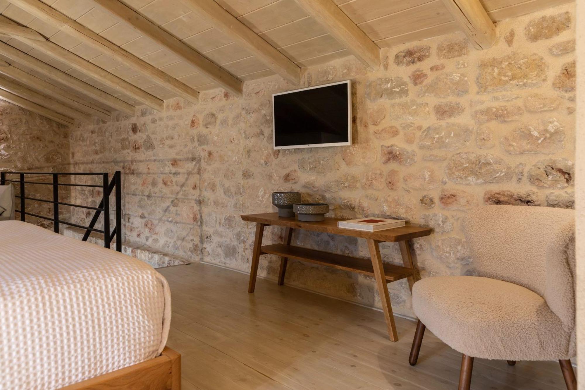 Korona Boutique Hotel Oítilon Eksteriør bilde