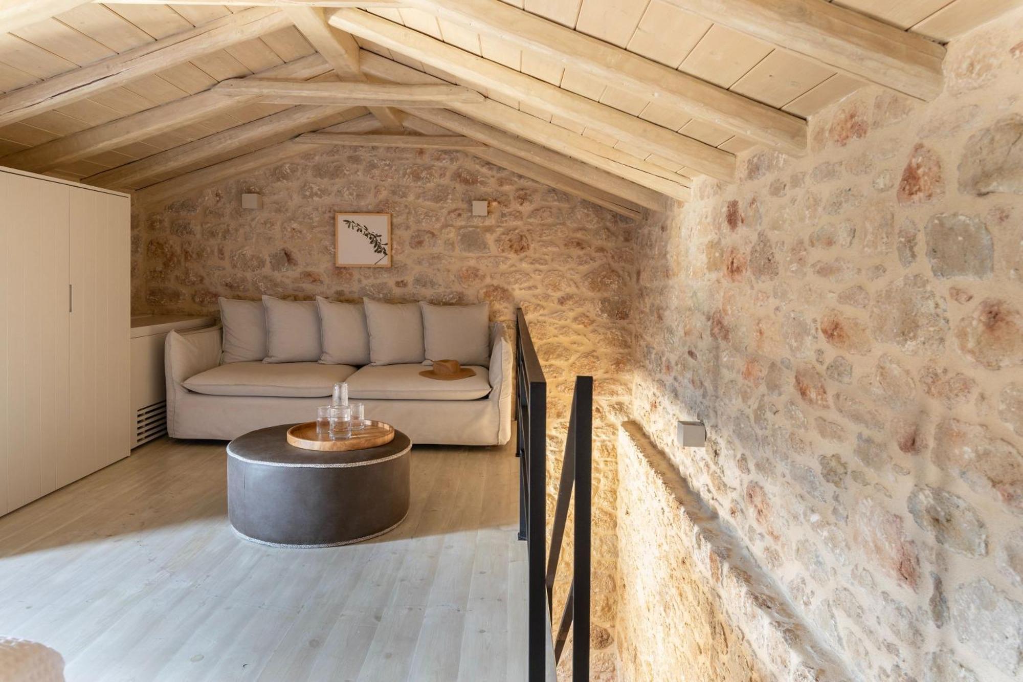 Korona Boutique Hotel Oítilon Eksteriør bilde