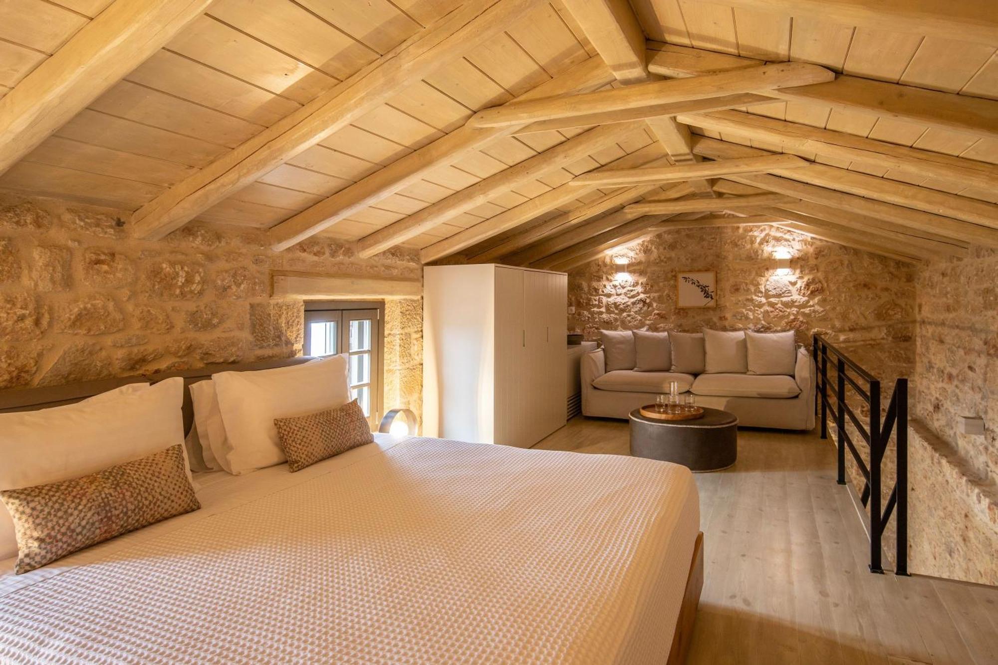 Korona Boutique Hotel Oítilon Eksteriør bilde